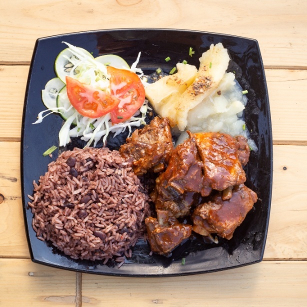 Costillas de cerdo en fricasé