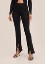 Pantalón Mango, diseño punto canalé aberturas