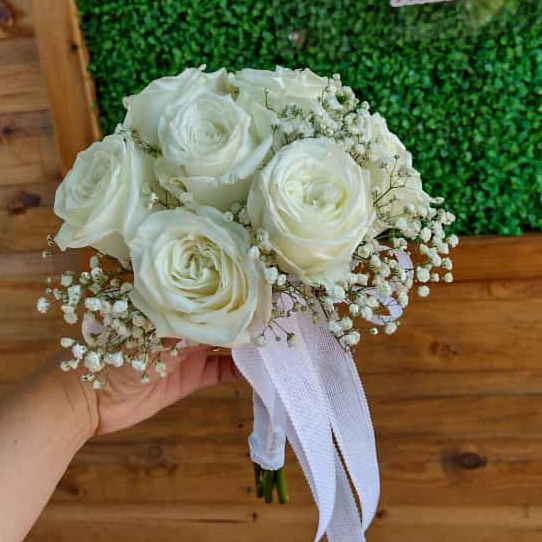 Bouquet de novia de 7 rosas